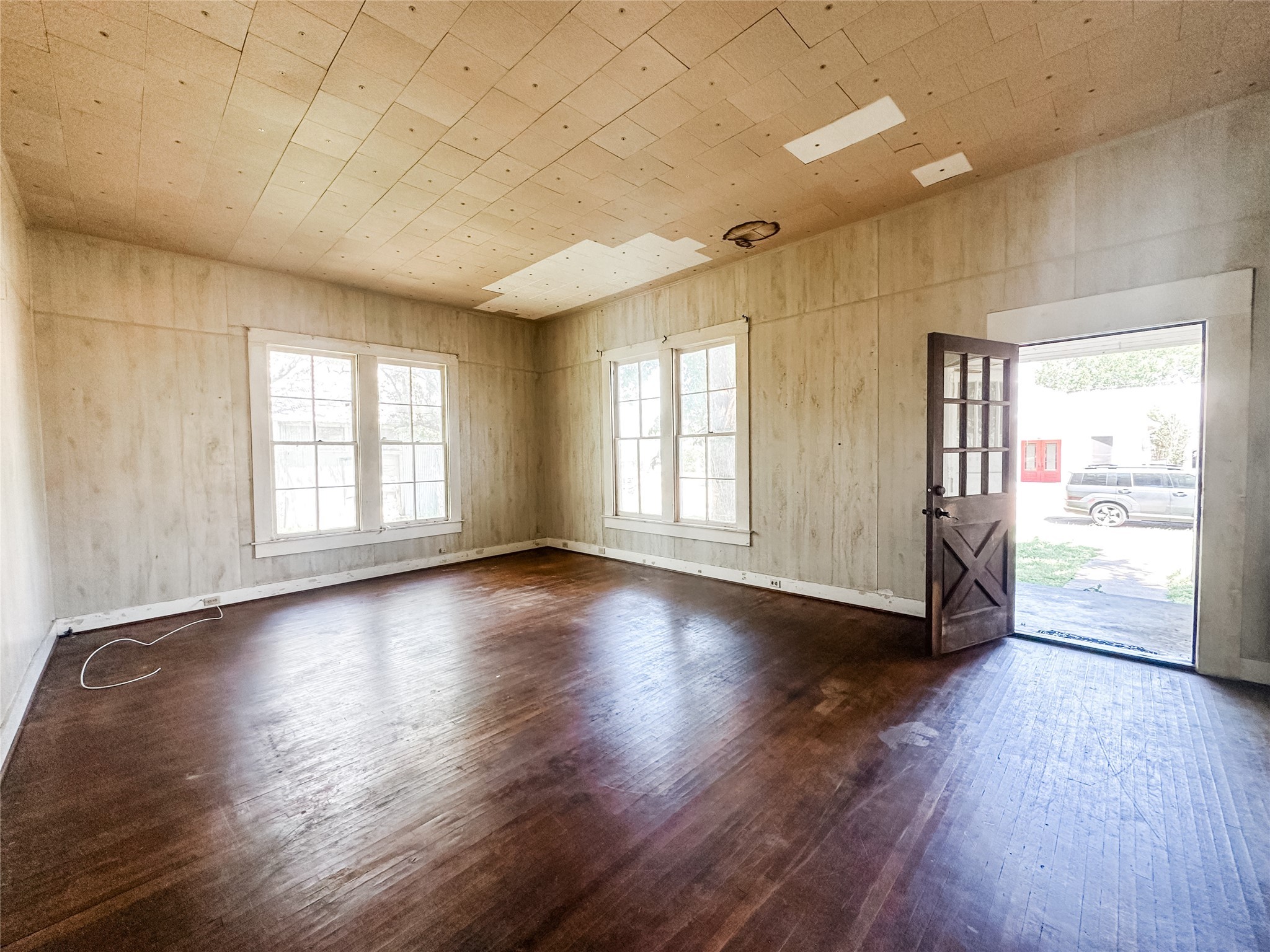 208 8th Street Glidden, TX 78943 - Photo 3 of 20