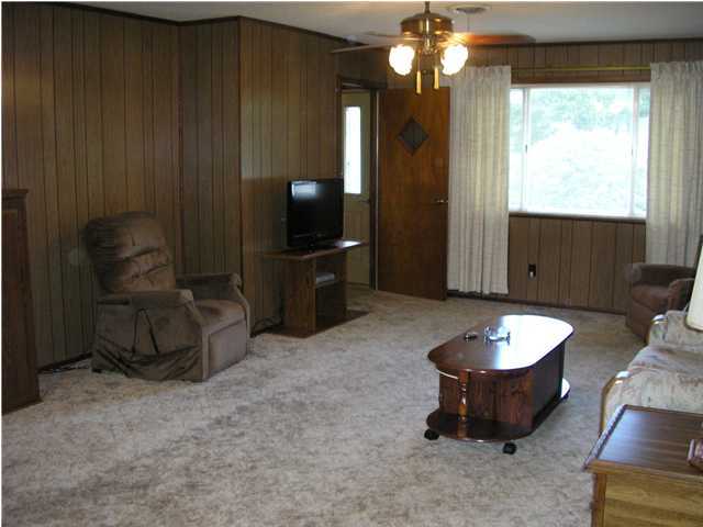 142 4th Avenue Crestview, FL 32539 - Photo 3 of 18 Additional Photo