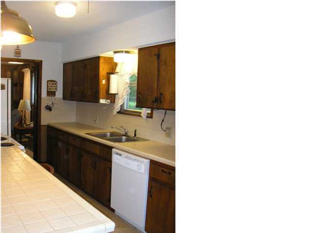 142 4th Avenue Crestview, FL 32539 - Photo 4 of 18 Additional Photo
