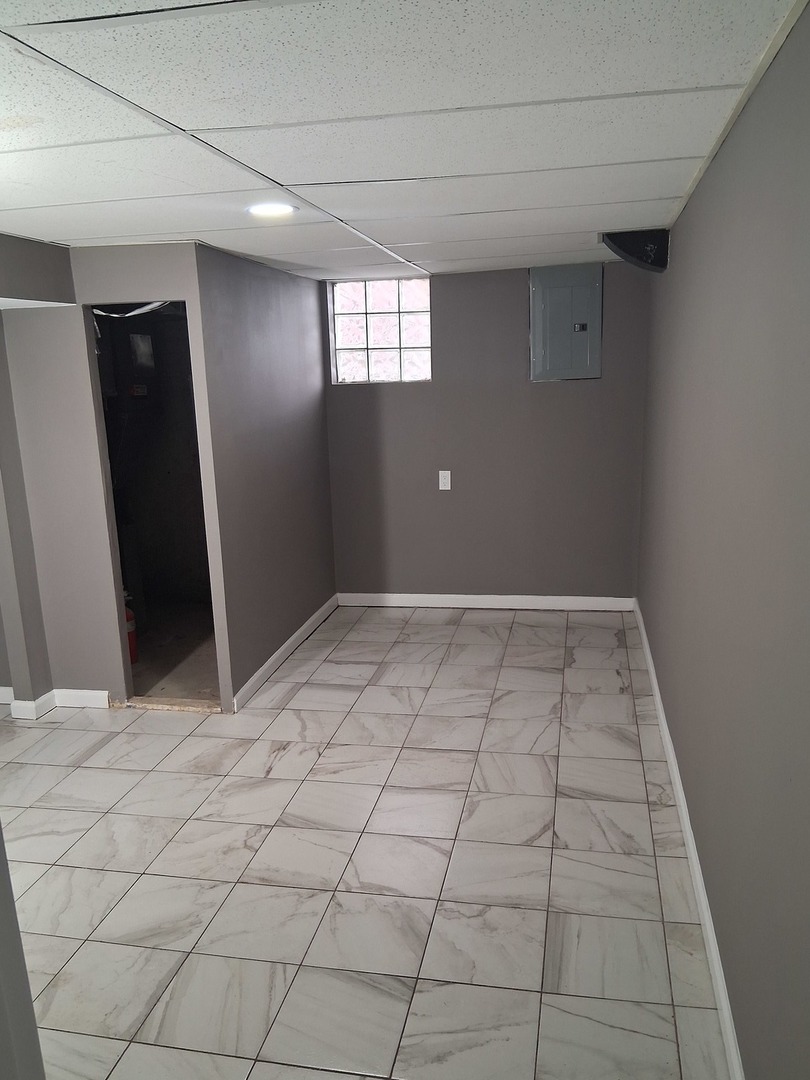 7308 South Troy Street Chicago, IL 60629 - Photo 19 of 26