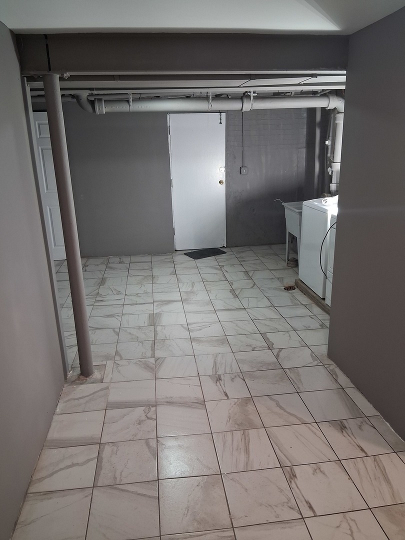 7308 South Troy Street Chicago, IL 60629 - Photo 21 of 26