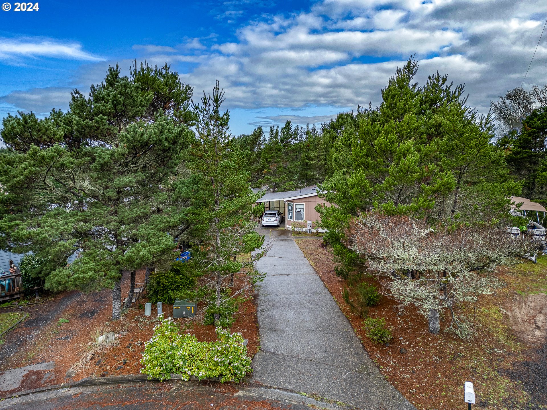 765 Wecoma Loop Florence, OR 97439 - Photo 2 of 36 Gallery Image 2