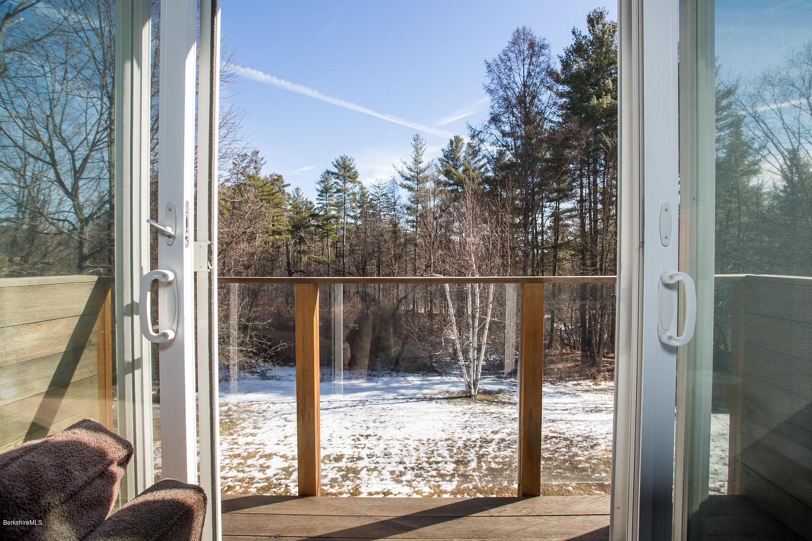 185 Stockbridge Road Lee, MA 01238 - Photo 15 of 23 MASTER VIEW