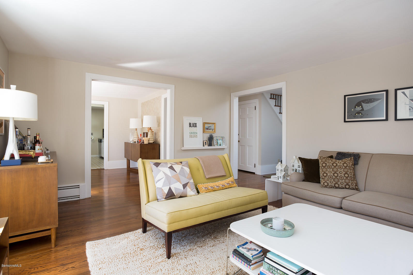 185 Stockbridge Road Lee, MA 01238 - Photo 5 of 23 LIVING ROOM