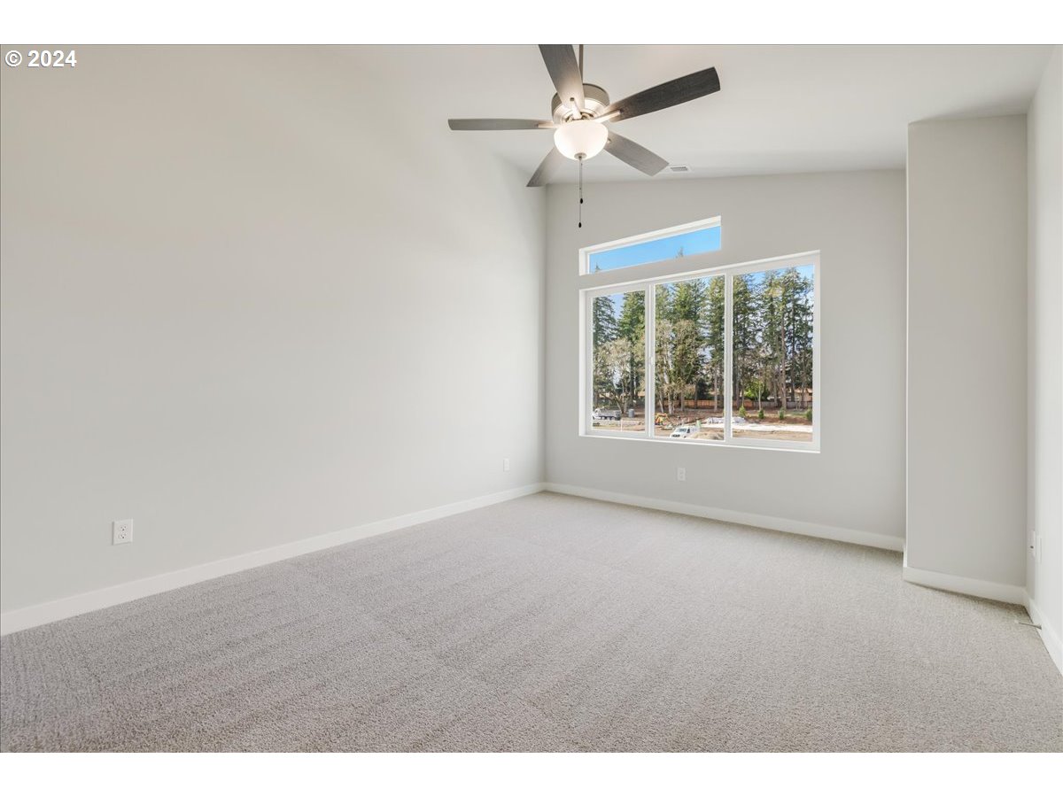 1465 North Chehalis Lane Newberg, OR 97132 - Photo 22 of 39
