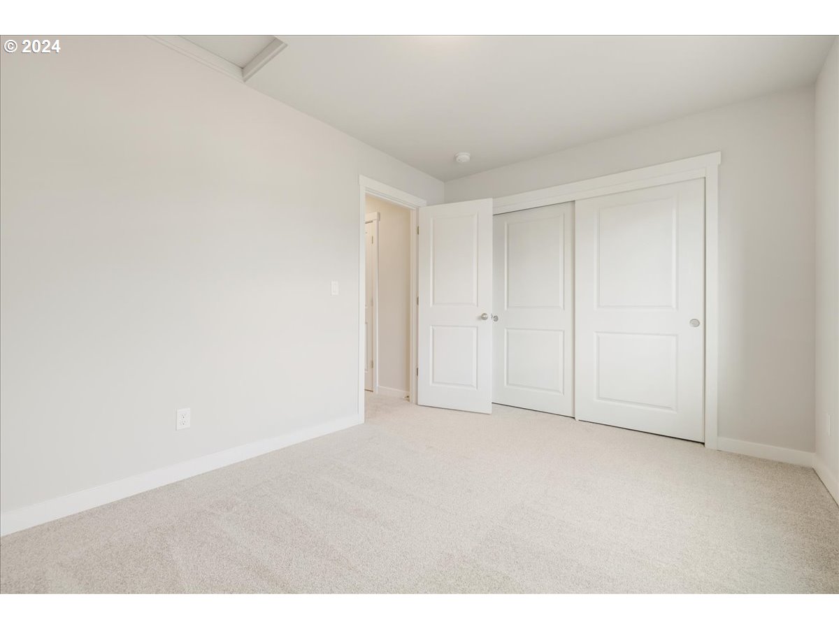 1465 North Chehalis Lane Newberg, OR 97132 - Photo 31 of 39