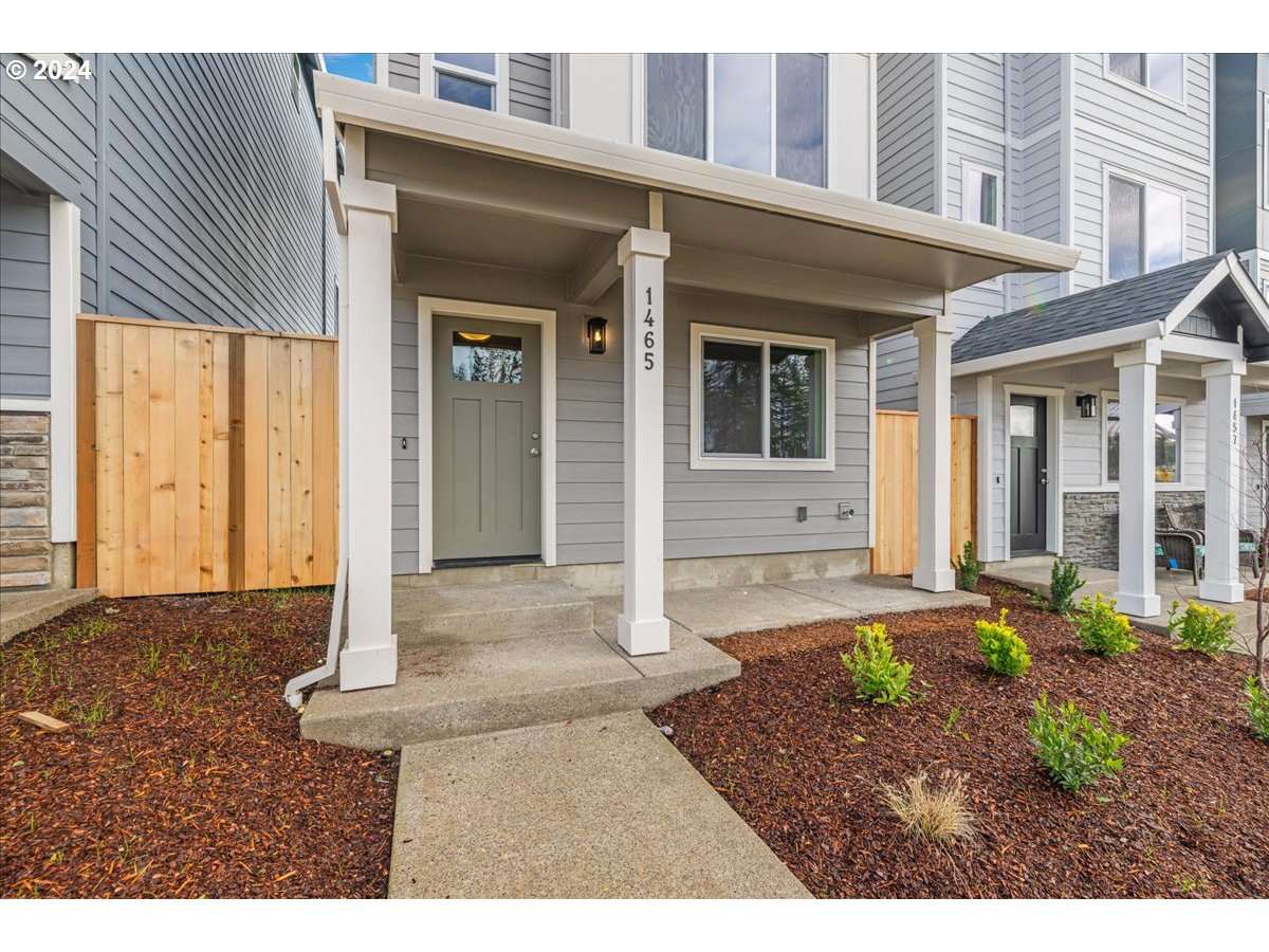 1465 North Chehalis Lane Newberg, OR 97132 - Photo 4 of 39