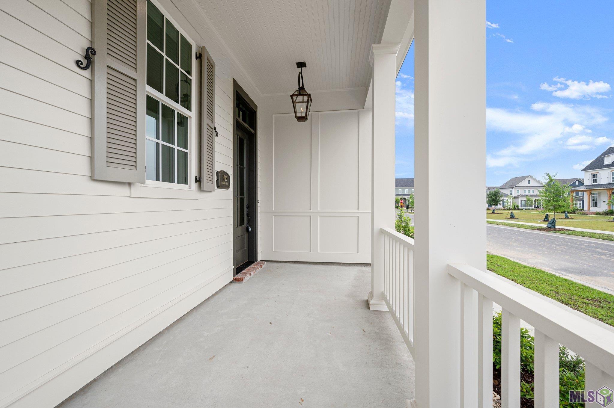 1745 Rouzan Avenue Baton Rouge, LA 70808 - Photo 3 of 37