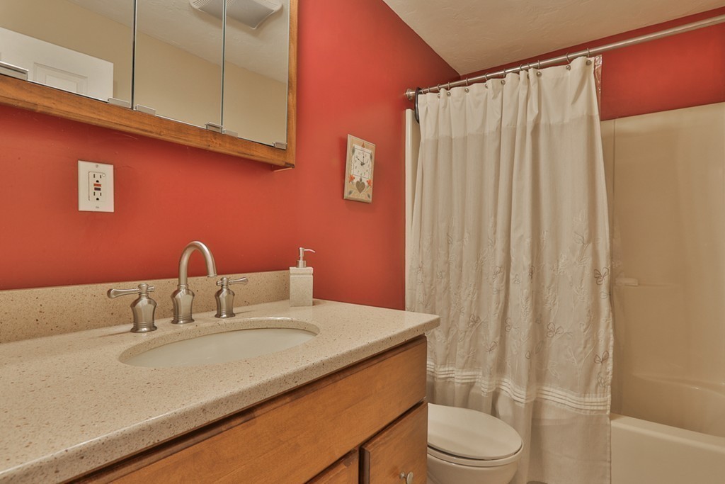 116 Turnpike Road, Unit 5 Chelmsford, MA 01824 - Photo 20 of 29 Gallery Image 20