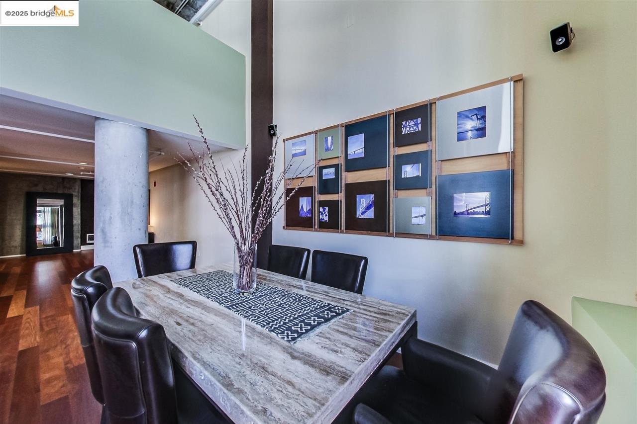 311 Oak Street, Unit 337 Oakland, CA 94607 - Photo 6 of 38 a view of a dining room with furniture