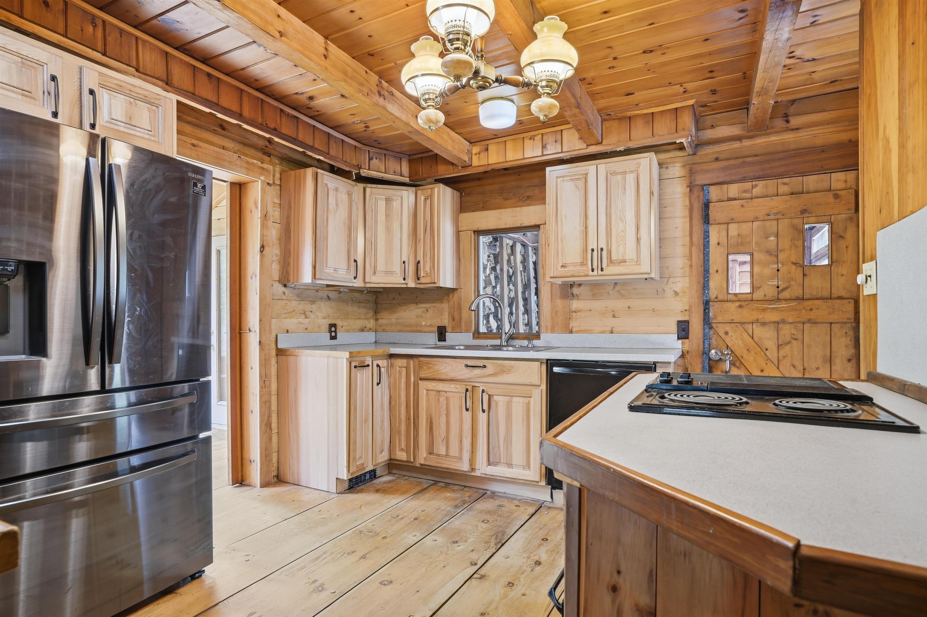 52 Nevins Road Hollis, NH 03049 - Photo 2 of 32