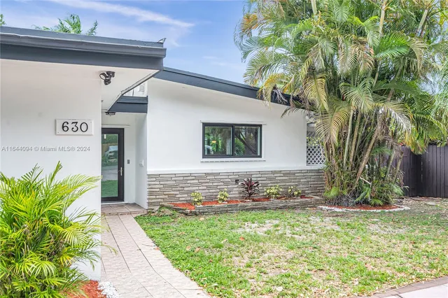 $7,500 | 630 Northeast 117th Street, Biscayne Park, FL 33161