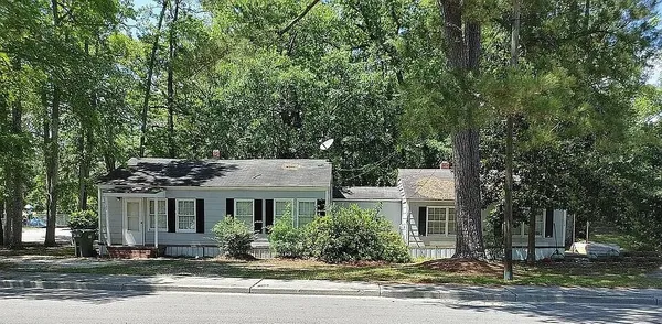$60,000 | 108 Gilland Avenue, Unit A & B, Kingstree, SC 29556