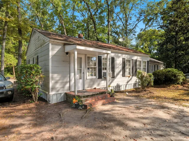 $60,000 | 108 Gilland Avenue, Unit A & B, Kingstree, SC 29556