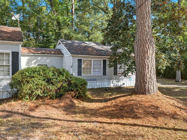 $60,000 | 108 Gilland Avenue, Unit A & B, Kingstree, SC 29556