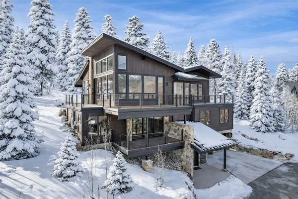 $4,490,000 | 1325 Golden Eagle Road, Silverthorne, CO 80498