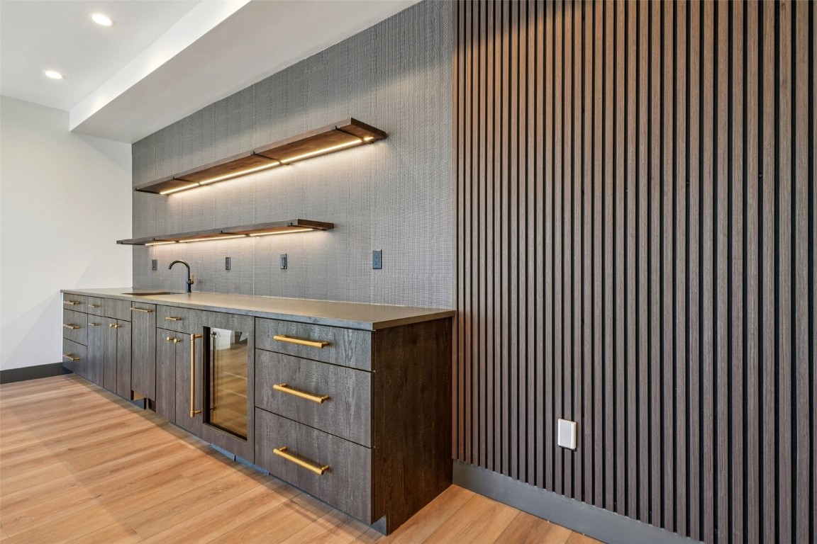 1325 Golden Eagle Road Silverthorne, CO 80498 - Photo 11 of 42 Family room wet bar