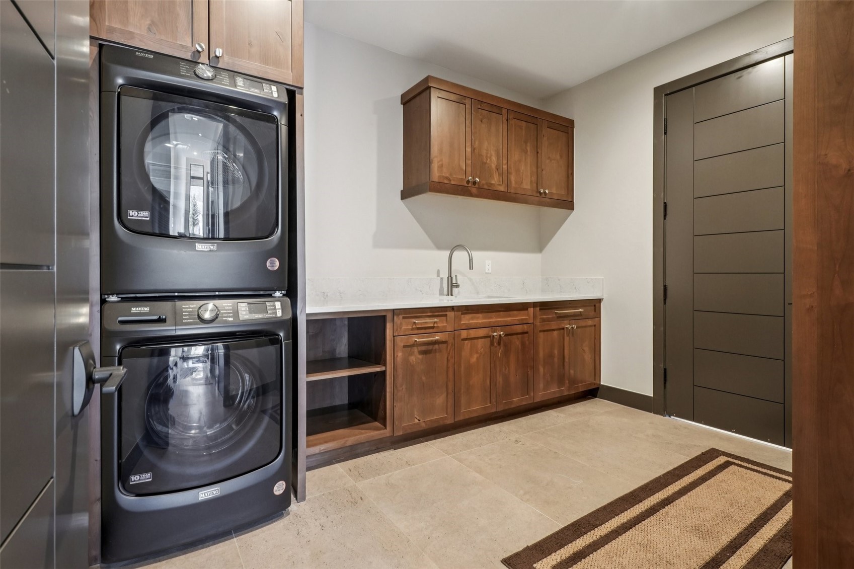1325 Golden Eagle Road Silverthorne, CO 80498 - Photo 29 of 41 1st floor laundry/mud room