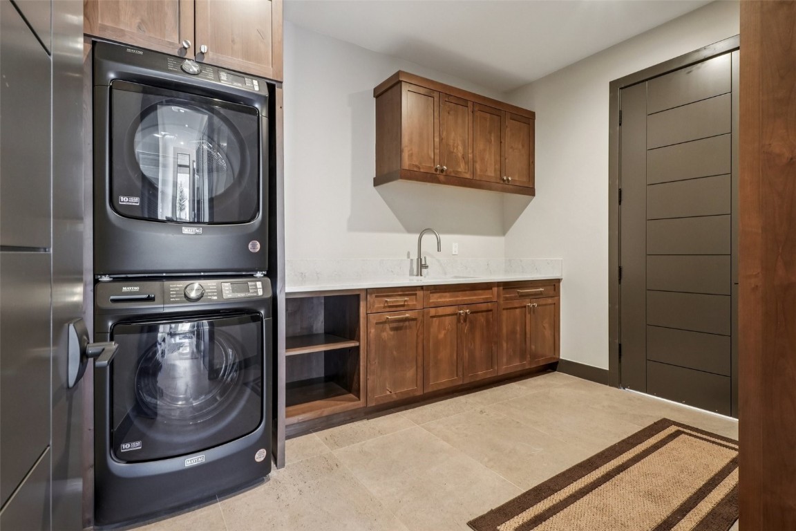 1325 Golden Eagle Road Silverthorne, CO 80498 - Photo 31 of 42 1st floor laundry/mud room