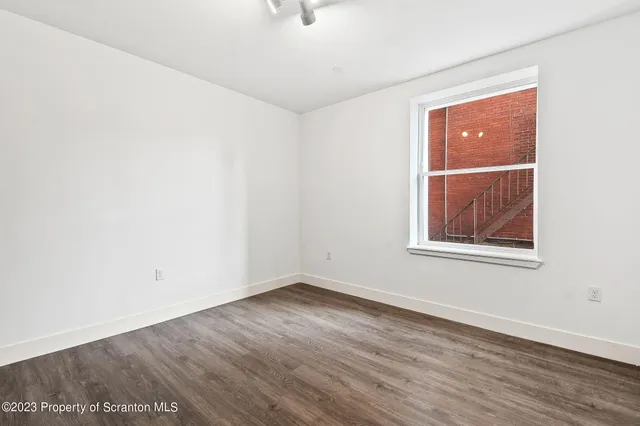 $1,400 | 19 North River Street, Unit 207, Wilkes Barre, PA 18701