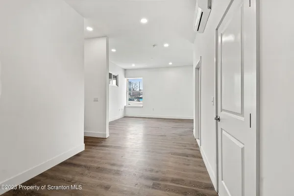 $1,400 | 19 North River Street, Unit 207, Wilkes Barre, PA 18702