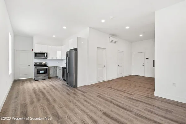 $1,400 | 19 North River Street, Unit 207, Wilkes Barre, PA 18702