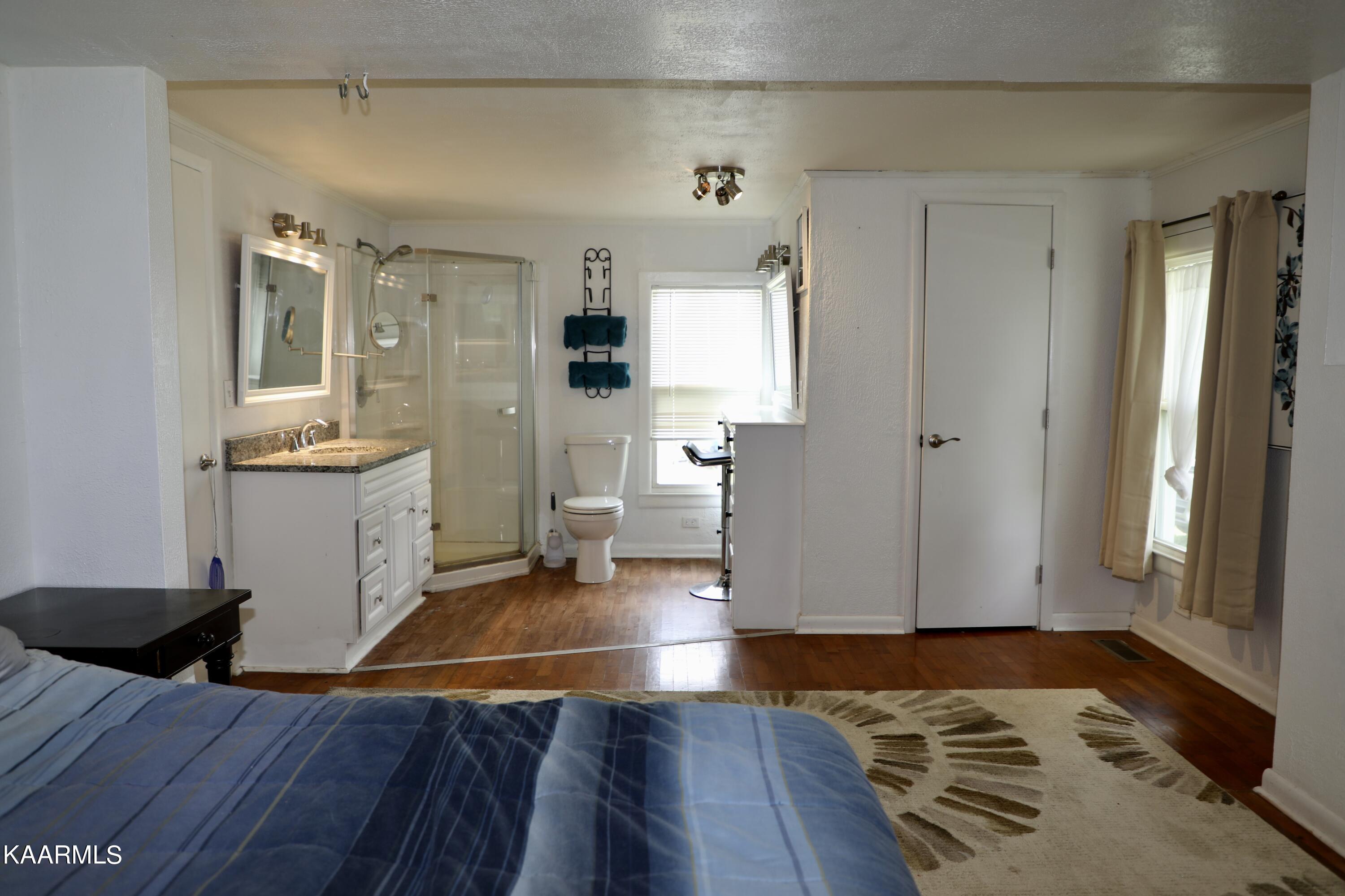 297 County Road 312 Sweetwater, TN 37874 - Photo 23 of 35 Master Bath