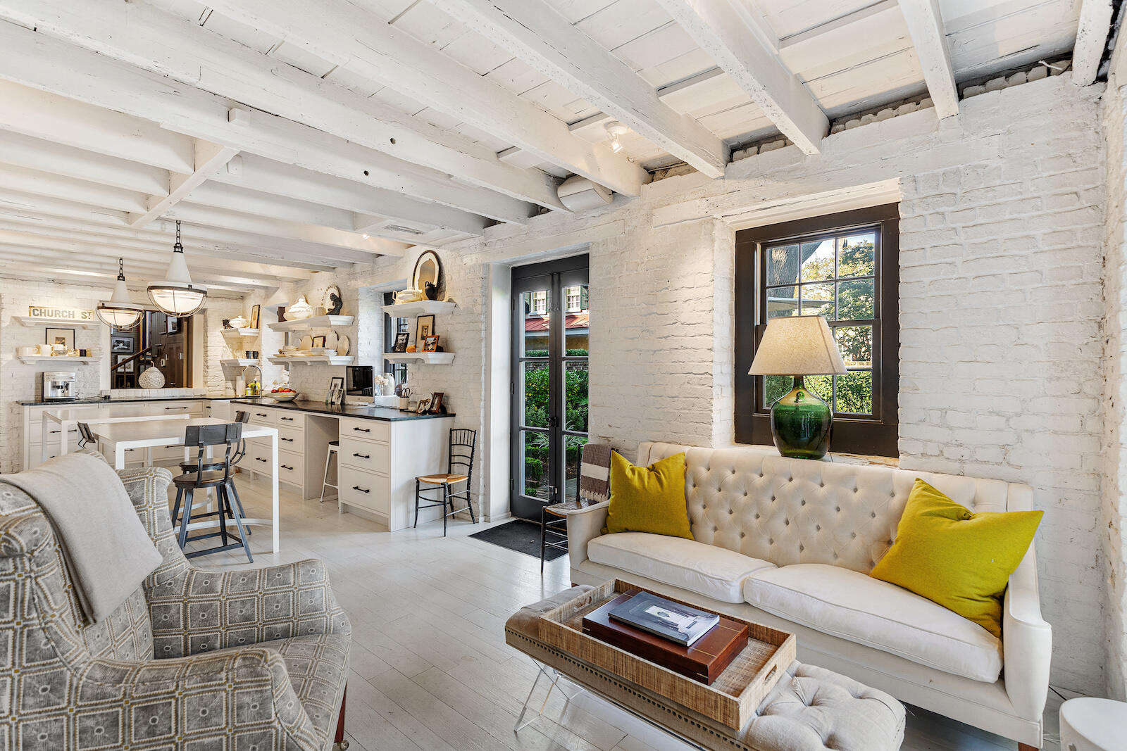 24 Church Street Charleston, SC 29401 - Photo 15 of 72 24ChurchSt-KeenEyeMarketing-028