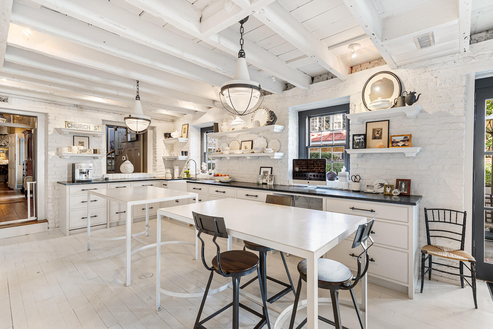 24 Church Street Charleston, SC 29401 - Photo 17 of 72 24ChurchSt-KeenEyeMarketing-040