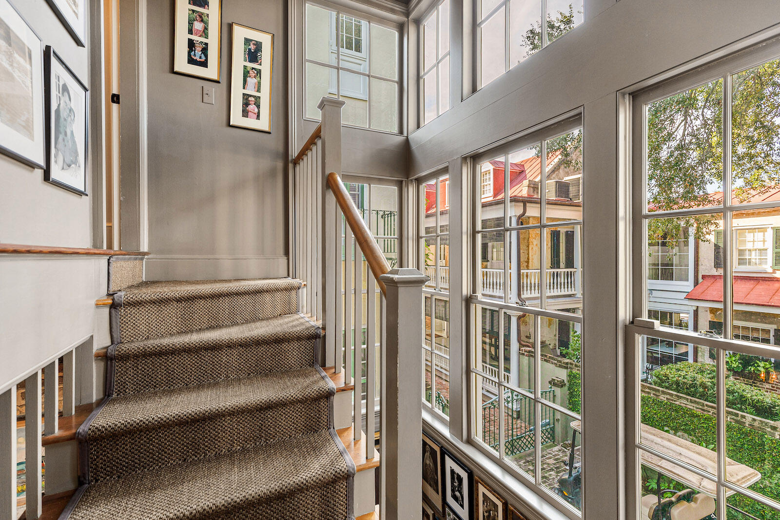 24 Church Street Charleston, SC 29401 - Photo 38 of 72 24ChurchSt-KeenEyeMarketing-069