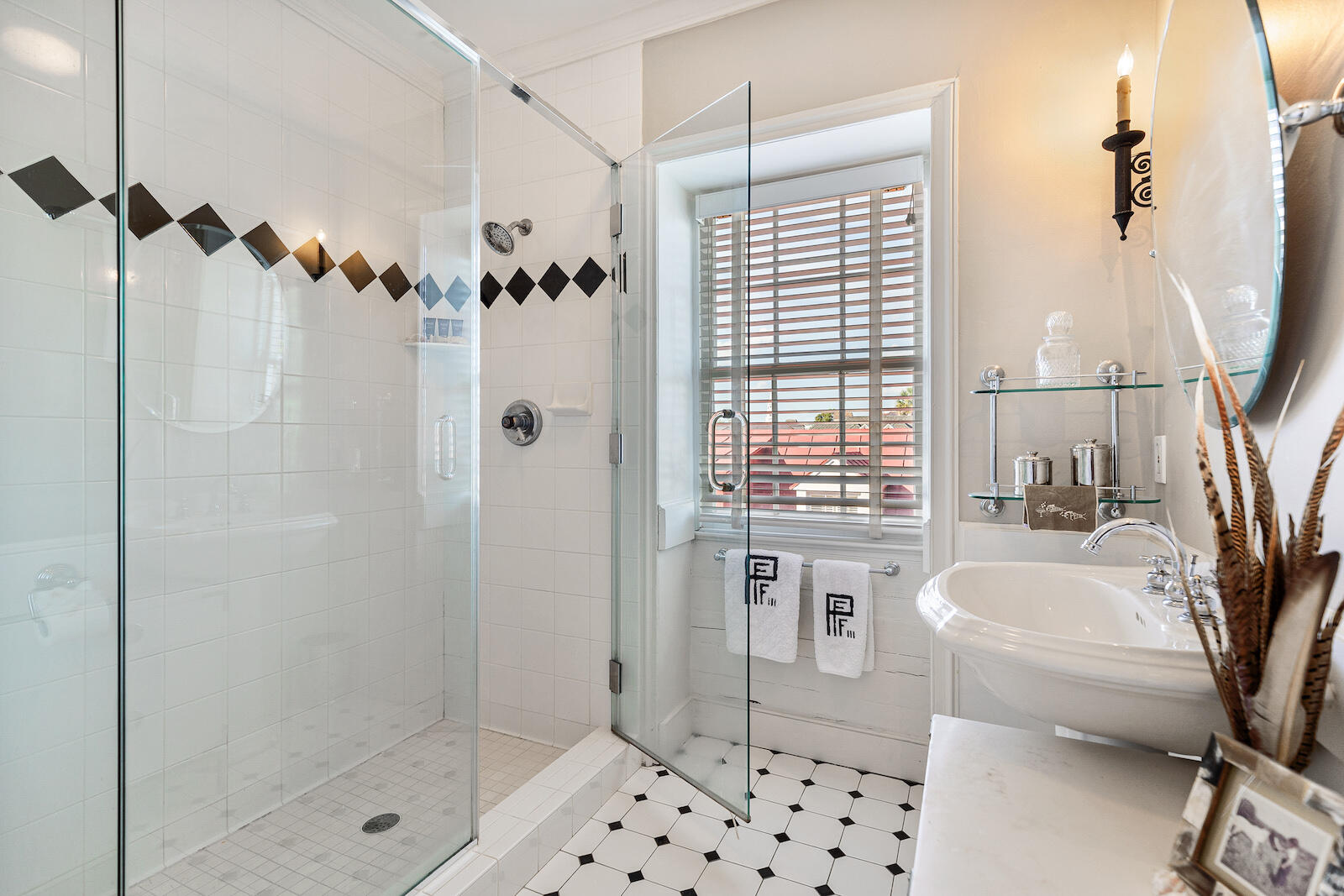 24 Church Street Charleston, SC 29401 - Photo 45 of 72 24ChurchSt-KeenEyeMarketing-077