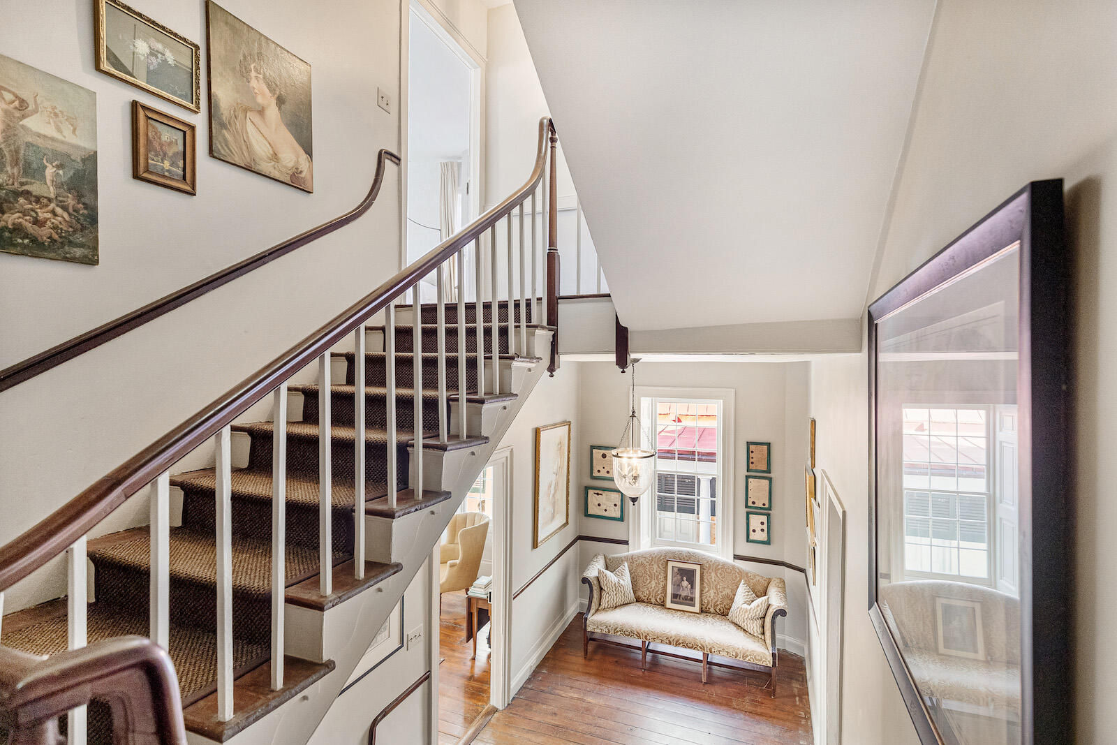 24 Church Street Charleston, SC 29401 - Photo 46 of 72 24ChurchSt-KeenEyeMarketing-078