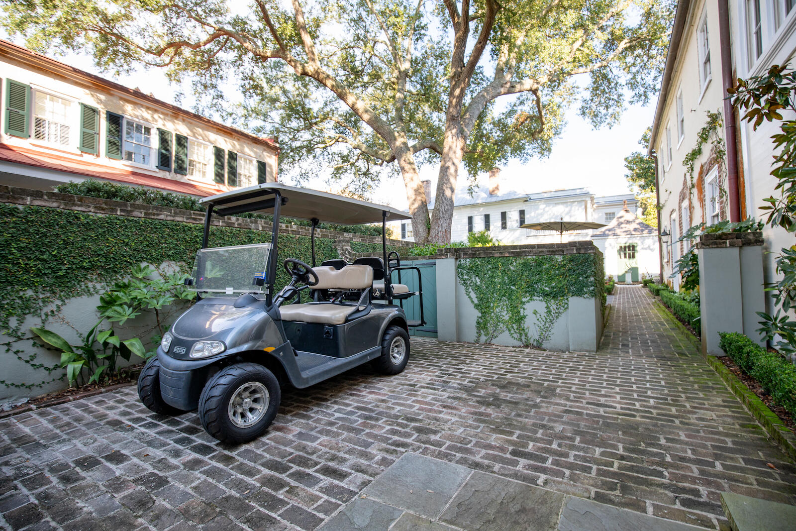 24 Church Street Charleston, SC 29401 - Photo 53 of 72 24ChurchSt-KeenEyeMarketing-087