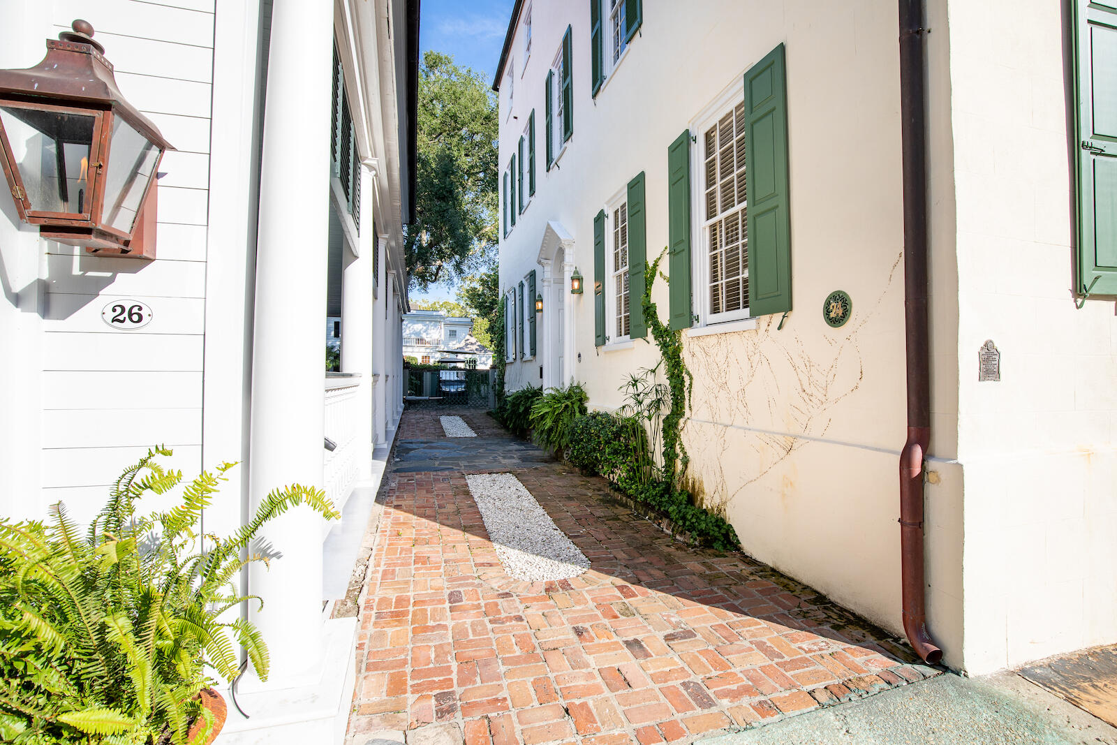 24 Church Street Charleston, SC 29401 - Photo 63 of 72 24ChurchSt-KeenEyeMarketing-002