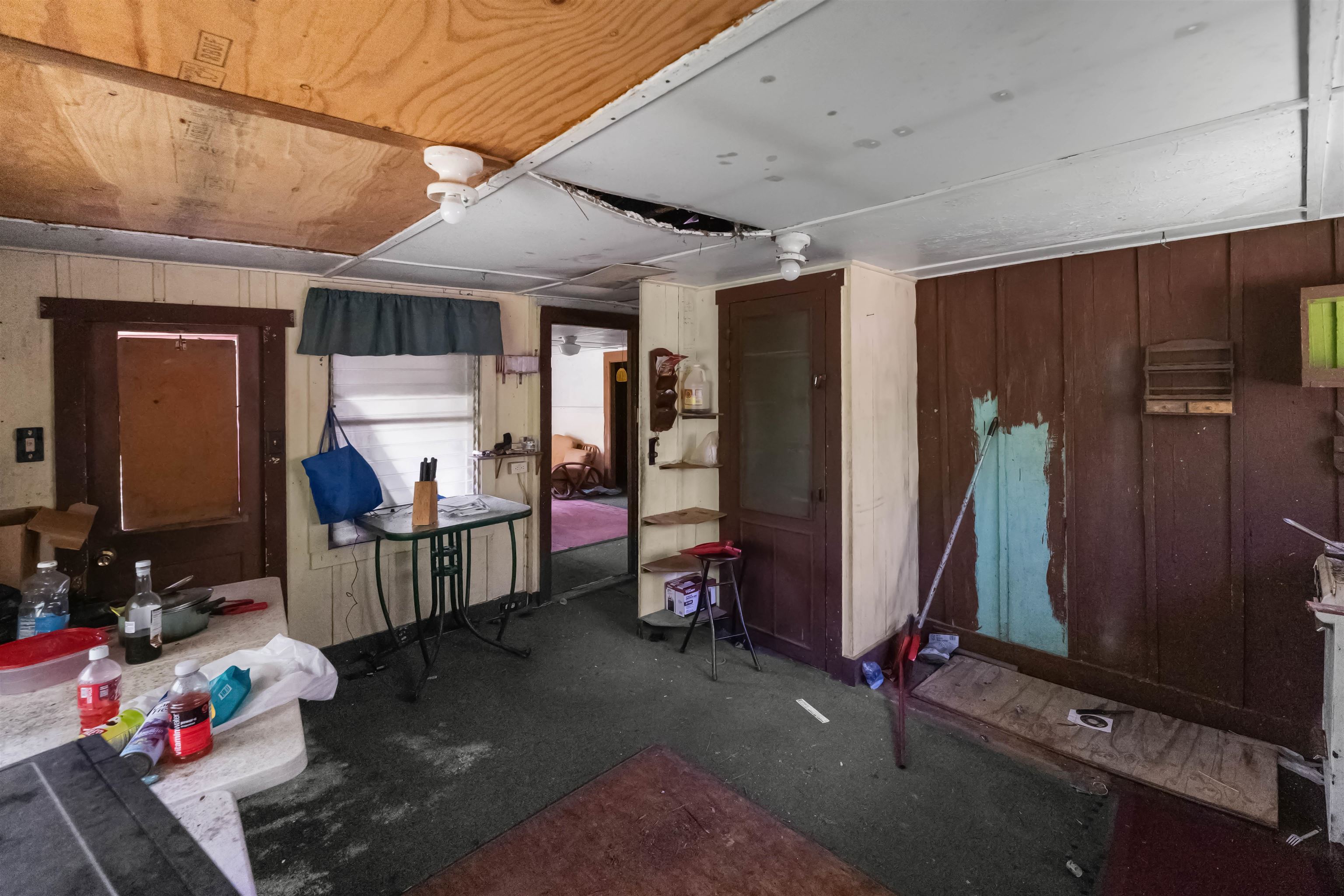 262 Wailua Road Haiku, HI 96708 - Photo 18 of 38 a view of gym equipment and children play room