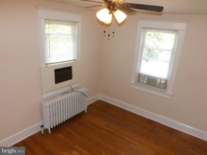 2015 Glen Ross Road Silver Spring, MD 20910 - Photo 20 of 28 Bedroom #4
