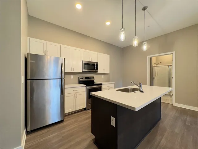 $1,960 | 625 South Goodman Street, Unit 111, Rochester, NY 14620