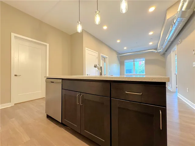 $1,960 | 625 South Goodman Street, Unit 111, Rochester, NY 14620