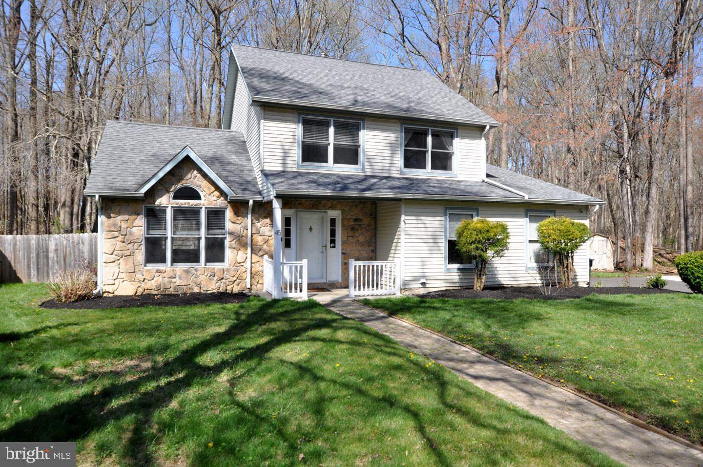 45 Sherri Way Pine Hill, NJ 08021 - Photo 31 of 31 a front view of a house with a yard
