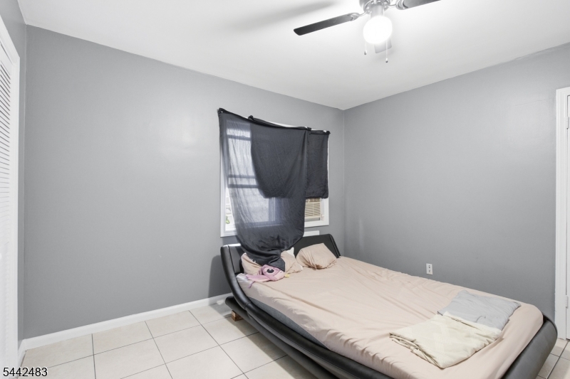 829 Allen Street, Unit 4 Elizabeth, NJ 07202 - Photo 16 of 40