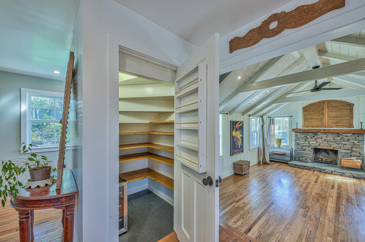 17154 McGuffie Road Salinas, CA 93907 - Photo 13 of 39 Gallery Image 13