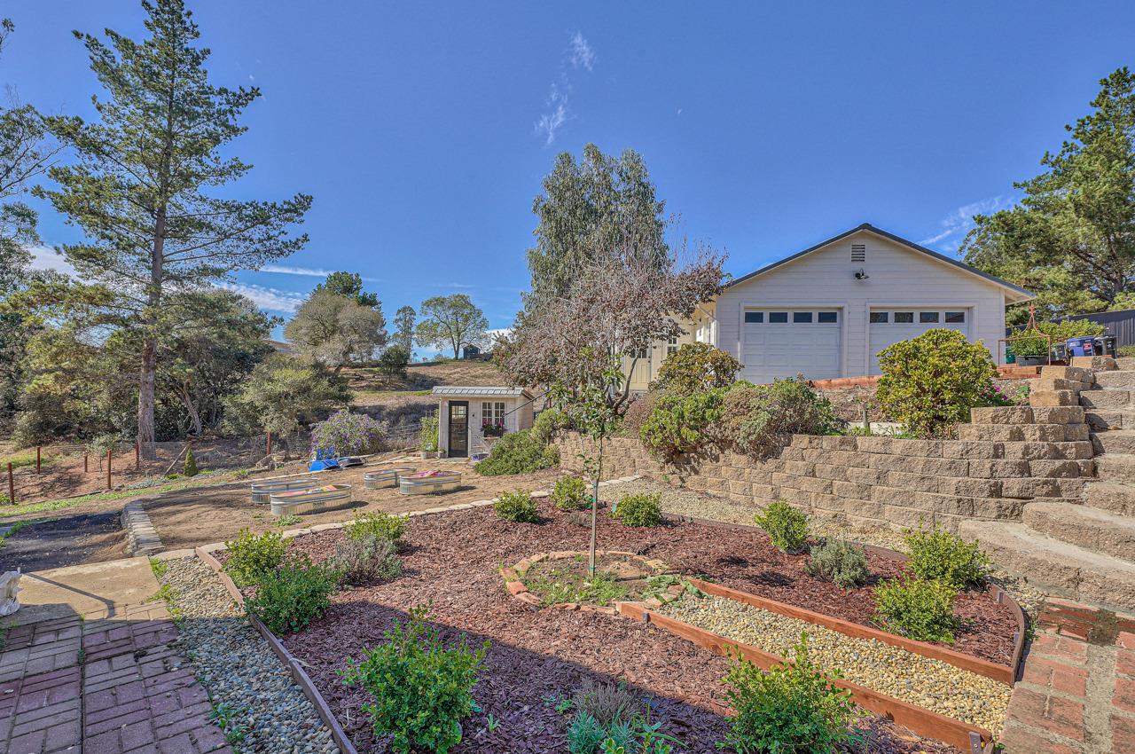 17154 McGuffie Road Salinas, CA 93907 - Photo 36 of 39 Gallery Image 36