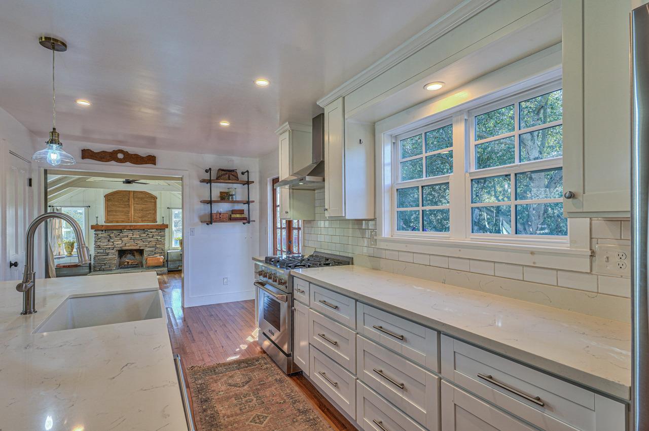 17154 McGuffie Road Salinas, CA 93907 - Photo 10 of 39 Gallery Image 10