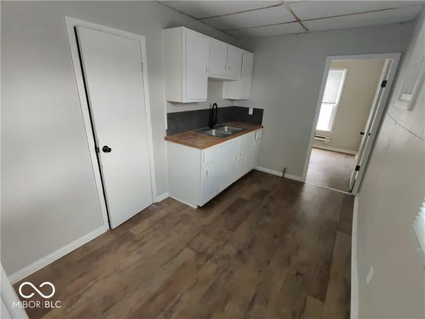 $545 | 106 West Pennsylvania Street, Shelbyville, IN 46176