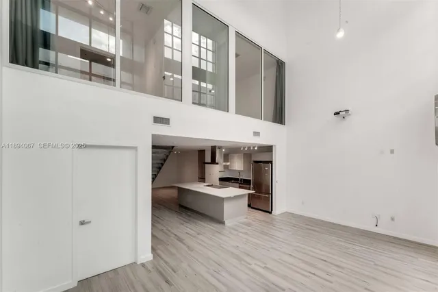 $5,900 | 3301 Northeast 1st Avenue, Unit M0501, Miami, FL 33137