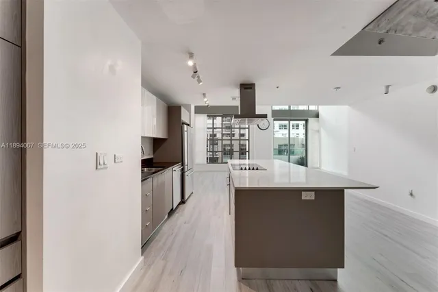 $5,900 | 3301 Northeast 1st Avenue, Unit M0501, Miami, FL 33137