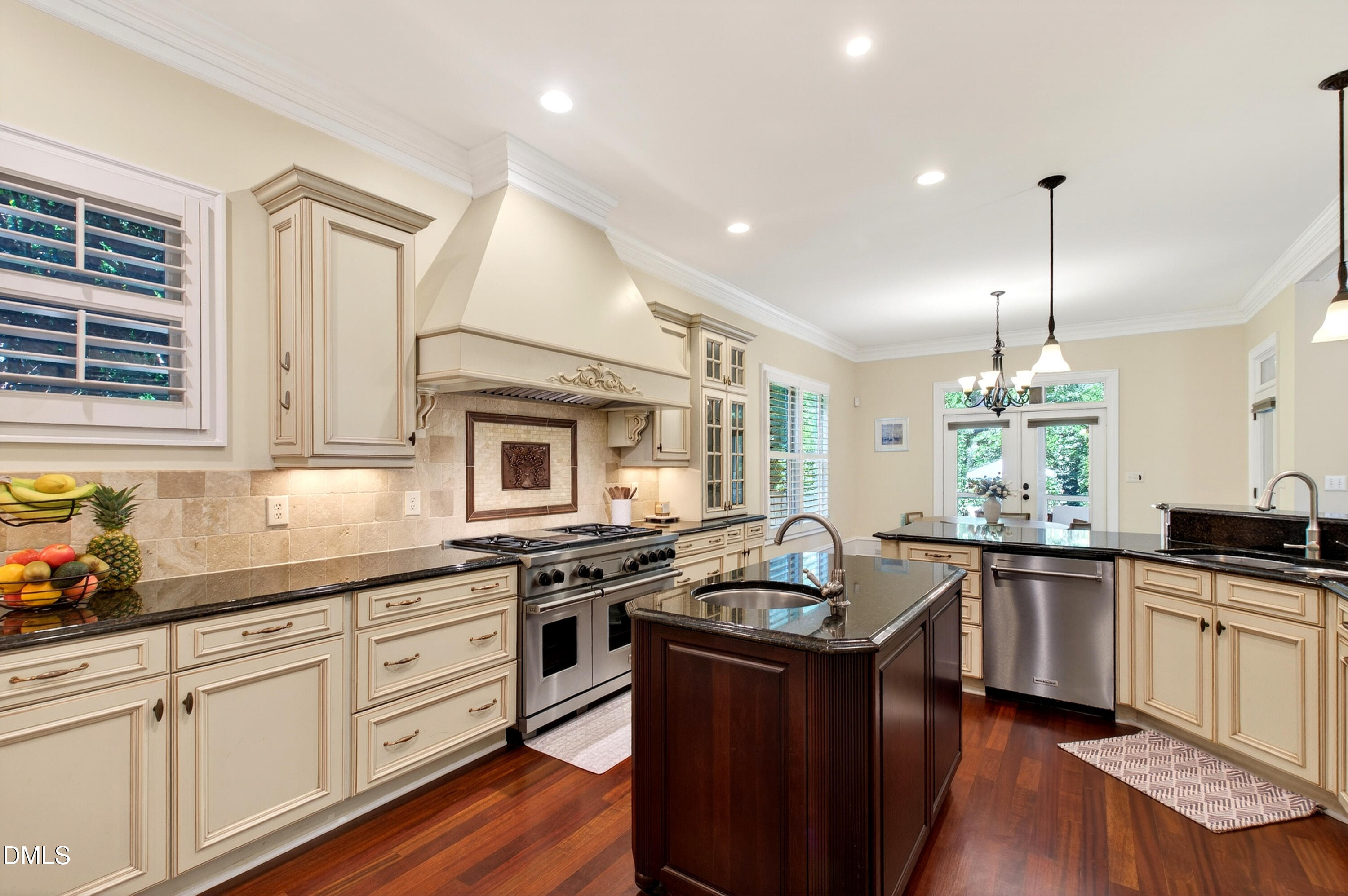 2805 Anderson Drive Raleigh, NC 27608 - Photo 10 of 50 Anderson (24)