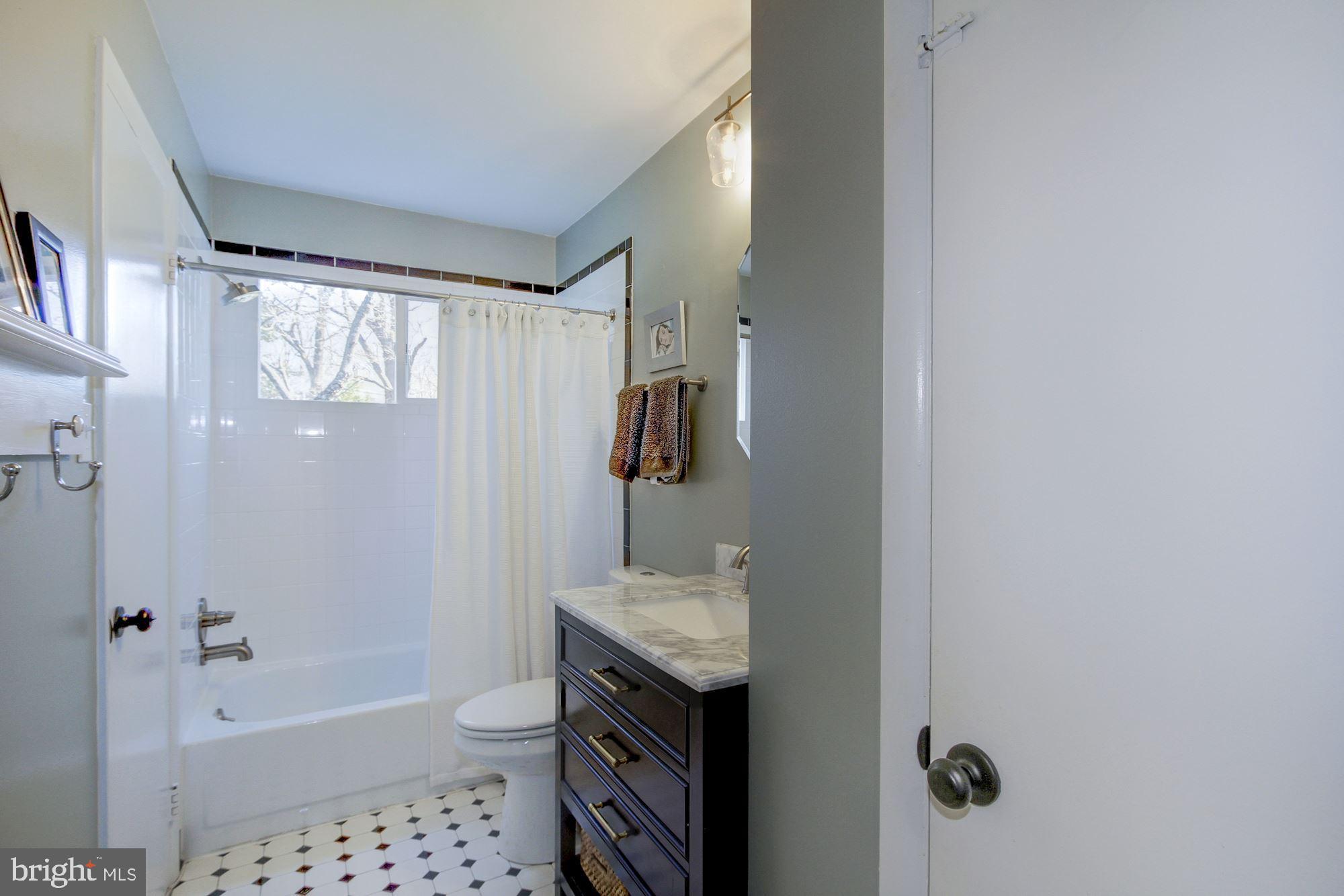 11111 Dewey Road Kensington, MD 20895 - Photo 19 of 28