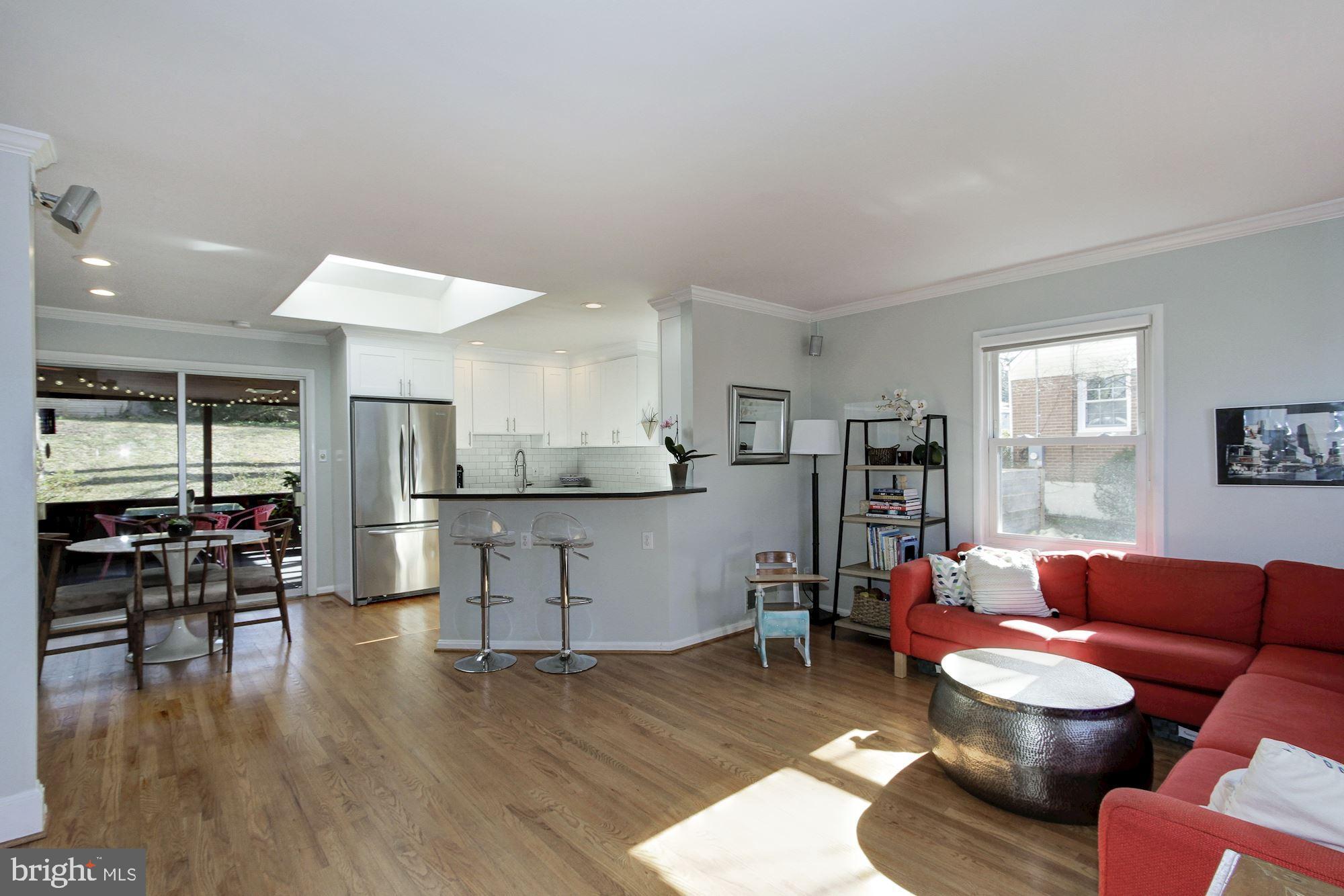 11111 Dewey Road Kensington, MD 20895 - Photo 3 of 28