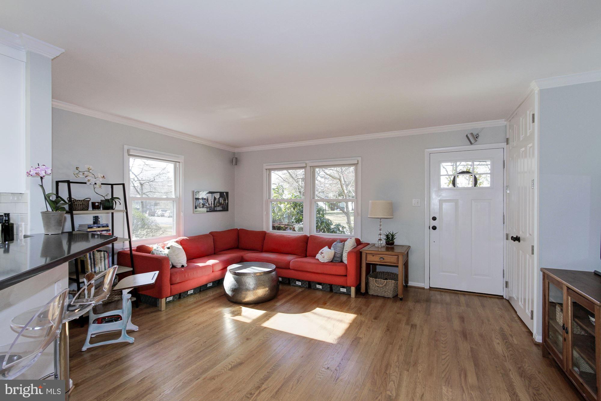 11111 Dewey Road Kensington, MD 20895 - Photo 4 of 28